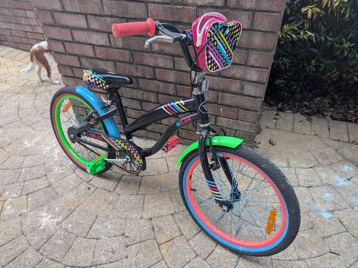 girls bicycle