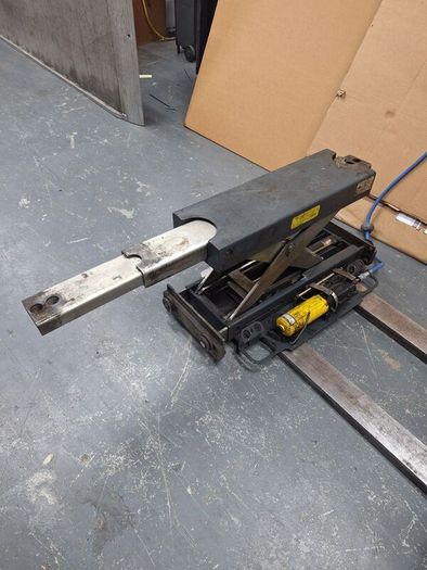 Maha Jacking beam
