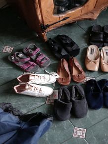 Sandles