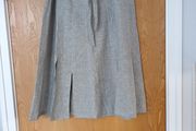Gelco  Silver Grey Skirt.  S.14.  New - No Tag.