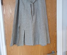 Gelco  Silver Grey Skirt.  S.14.  New - No Tag.
