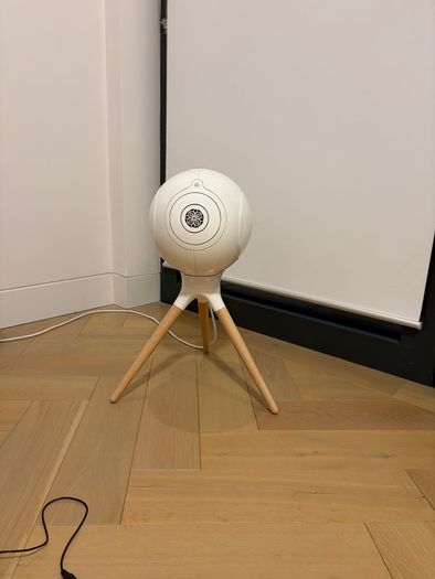 Stereo Pair of Devialet Phantom 1 gold 108db + Treepod stands with ash legs