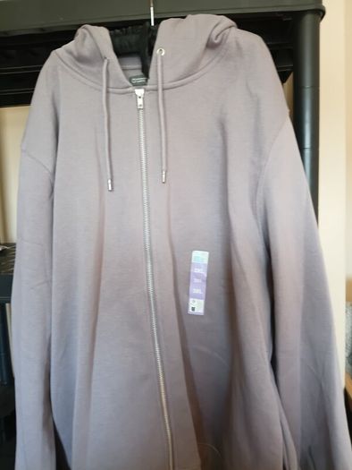 Mens Hoodie "New"