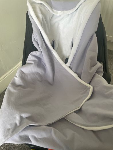 Lil & Izzy car seat blanket