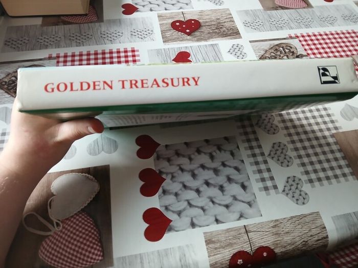 Vintage Hardcover Golden Treasury: Bumper Collection of Classic Children's Stories and Fairytales