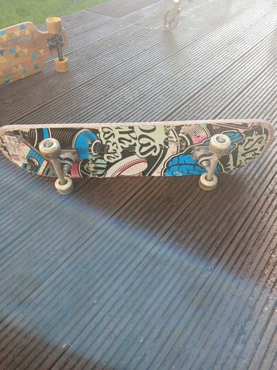 Skateboard