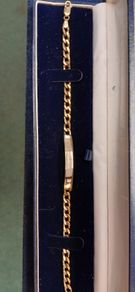 9ct 18ct 22ct gold