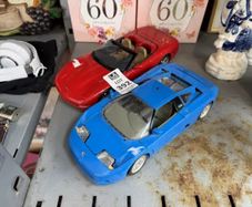 Bugatti / Corvette model cars