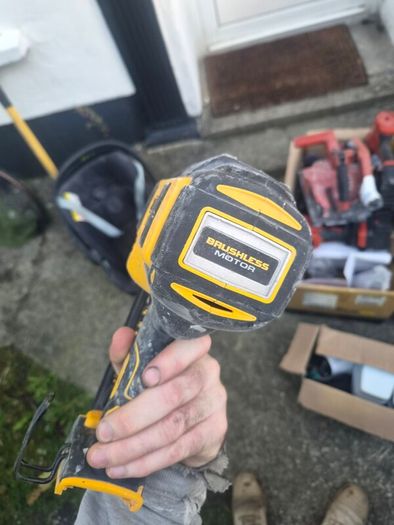 dewalt nail gun