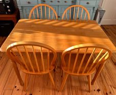 table and 4 chairs