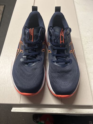 ASICS Gel Cumulus 27 runner.