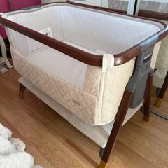Bedside crib