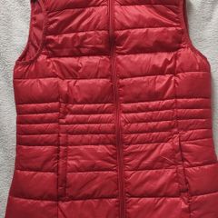 Never Used St. Bernard (Dunnes) Red Puffer Vest - Size S.