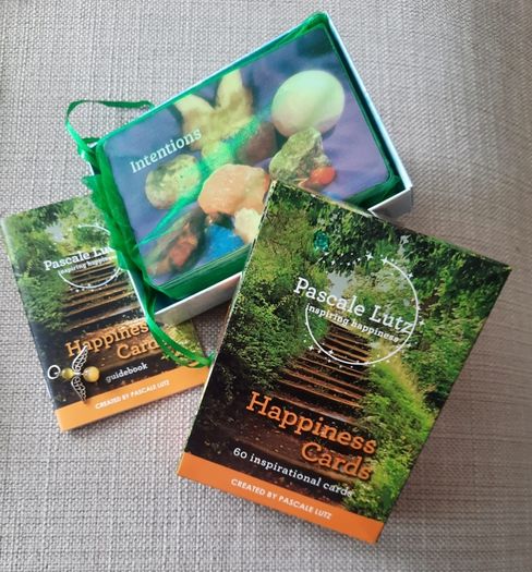 Inspirational Happiness Cards by Pascale Lutz and signed by the maker pre-owned 60 vintage cards in excellent condition FREE STANDARD POSTAGE INCLUDED