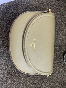 Brand new Michael kors Olive jetset crossbody leather bag