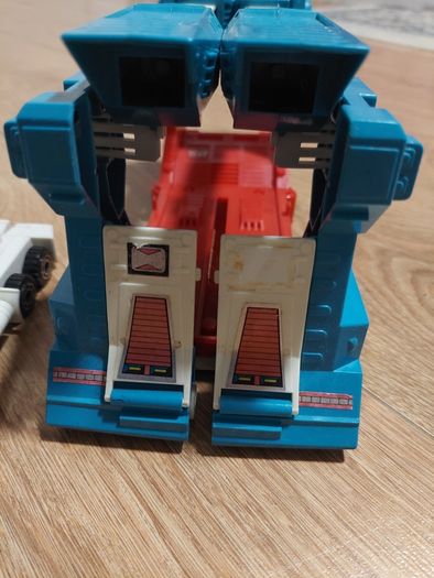 Transformer G1  Ultramagnus