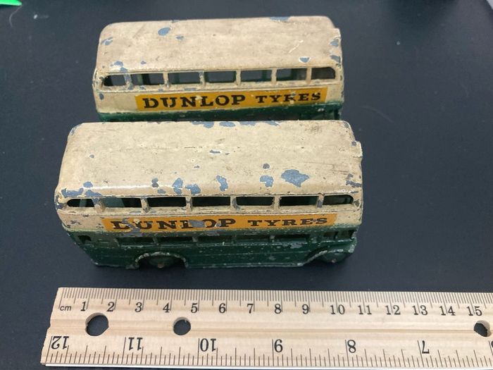 Dinky 290. 2x London Routemaster Buses. Project/restoration.