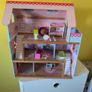Doll House Image 3