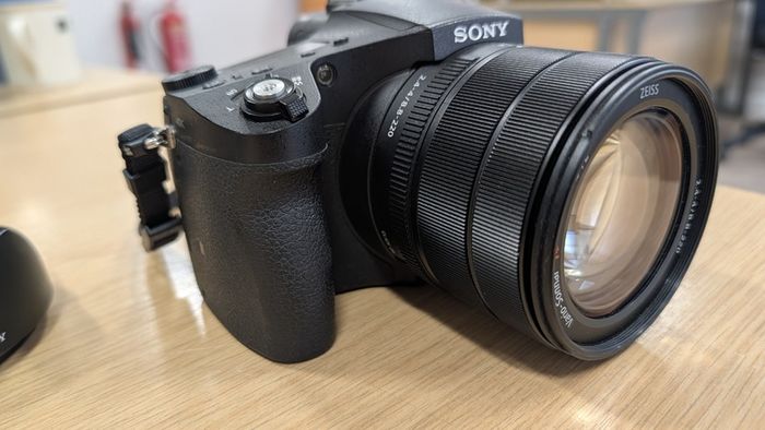 Sony Cyber-shot RX10 IV