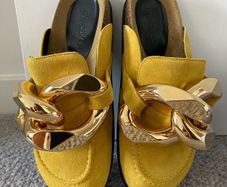BNIB JW Anderson Suede Chain Mules
