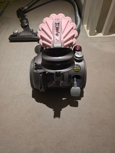 Dyson DC23
