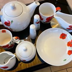 poppy ware