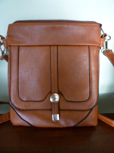 Hand Bag Crossbody Brown Faux Leather Multi Pocket Handbag- Purchased In Carraig Donn