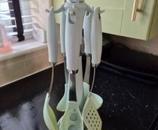 Morphy Richards utensil set