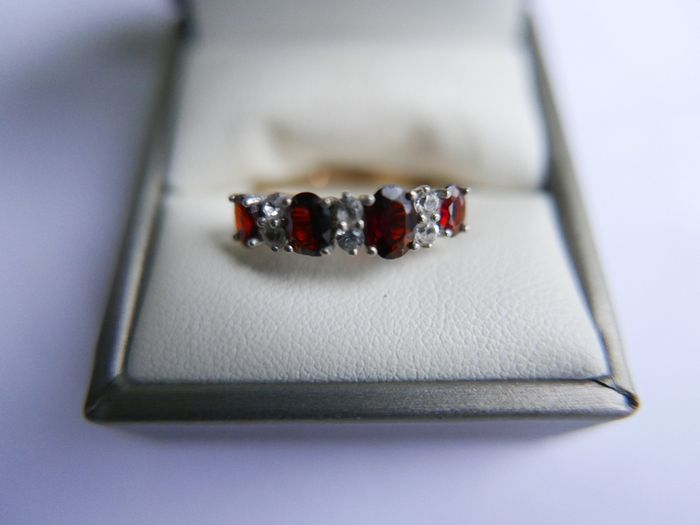 Vintage14K Gold 585 Ring With  Diamonds and Rubies Ring size P1/2 - 2,9g