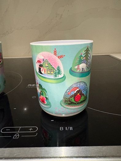 3 Brand New PaperChase Christmas beakers