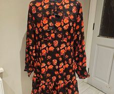 Beautiful ladies size 16 dress