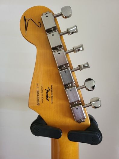 Squier Simon Neil Stratocaster