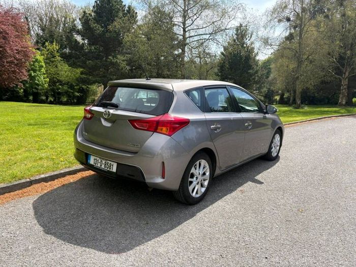 2013 Toyota Auris 1.33 Dual VVT-i Luna (High Spec)