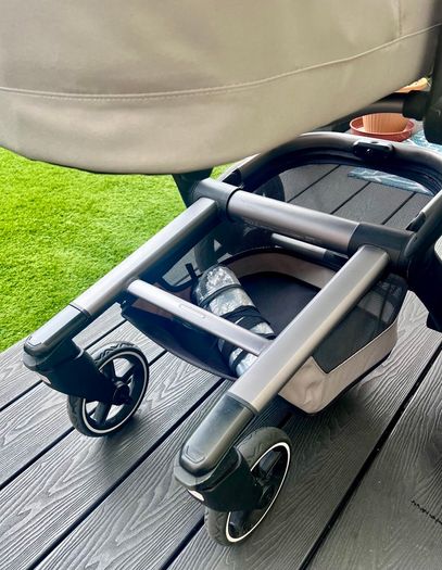 Joolz Day+ Pram / Pushchair with Carrycot & Seat Unit with 10-Year Transferable Warranty