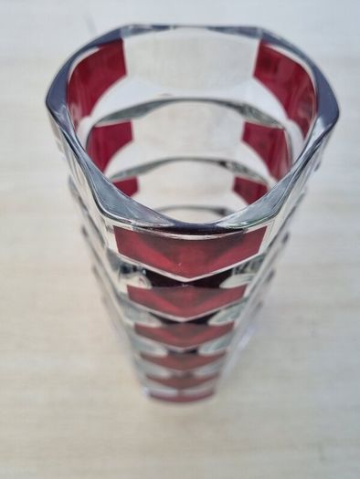 Vase designed by J.G. Durand for Luminarc, 1970s.
