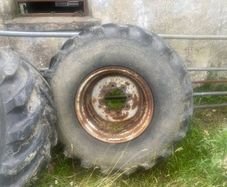 Slurry tank tyre