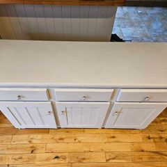 sideboard