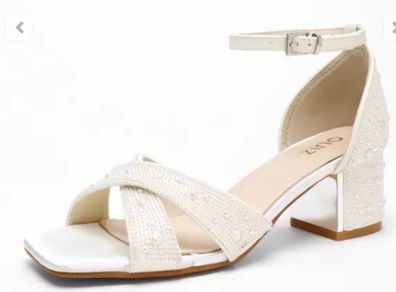 Bridal White Satin Pearl Heeled Sandals Size 5