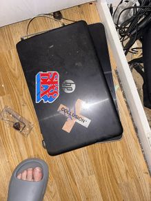 Broken laptop