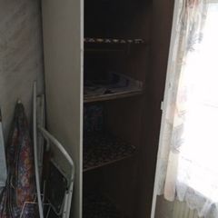 3 x free shelving units cabinets