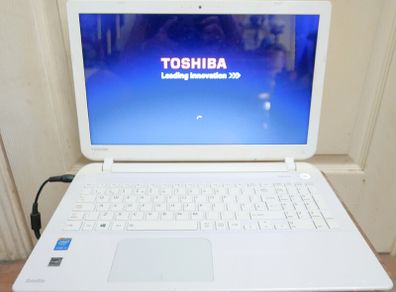 Toshiba Satellite L50-B , Intel Core i5 8GB RAM,1TB HDD Windows 10 Ready to Use