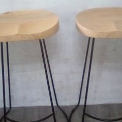 2 stools