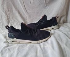 Under armour hovr trainers Size 9.5 eu 44.5 black in good condition