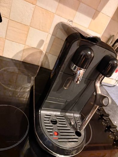Nespresso Creatista Uno Coffee Machine (Black)