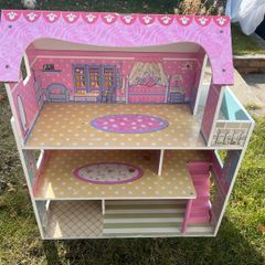 doll's house