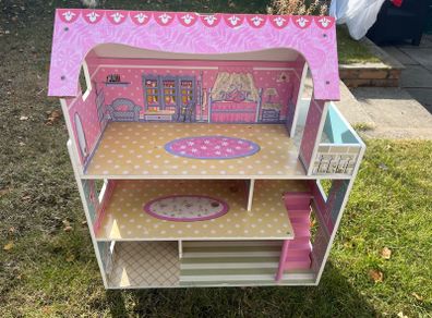 doll's house