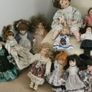 A selection of porcelain dolls Image 2