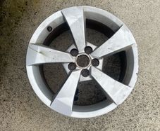 audi 16 alloy A1
