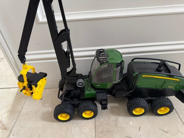 Bruder John Deere Harvester - like new