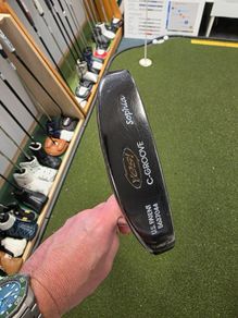 Yes C-Groove Sophie Putter 35"